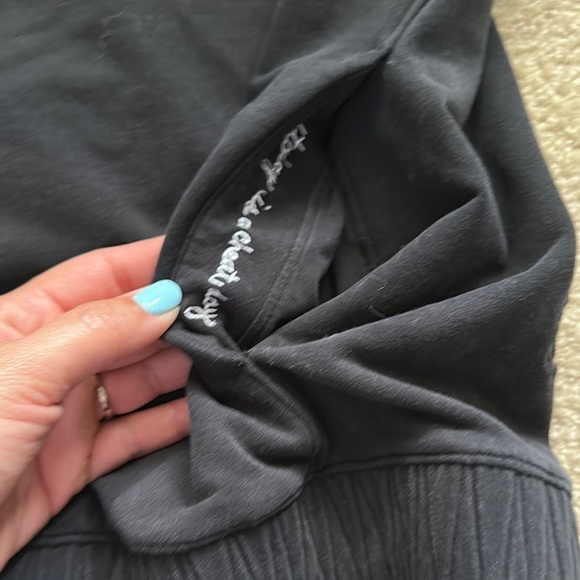 Lululemon Stress Less Pullover Relaxed Cowl Neck Black Cheat Day Women’s 6 - Picture 7 of 15